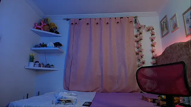 Snapshot of evansweett7 chatting on January 2026 11:43:01 PM evansweett7 online show from January 2026 11:43:01 PM