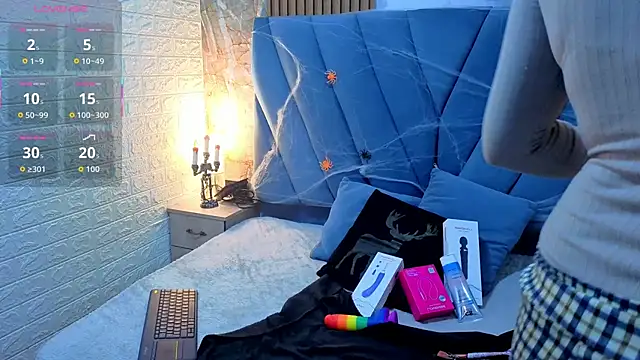 angel  red  online show from October 2025 03:40:02 AM