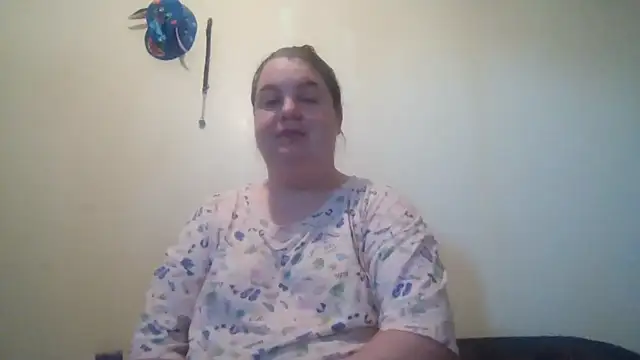 LittleBunny3 online show from October 2025 06:20:01 PM