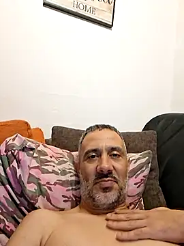 Snapshot of Ramon42aleman chatting on October 2025 09:47:02 PM Ramon42aleman online show from October 2025 09:47:02 PM