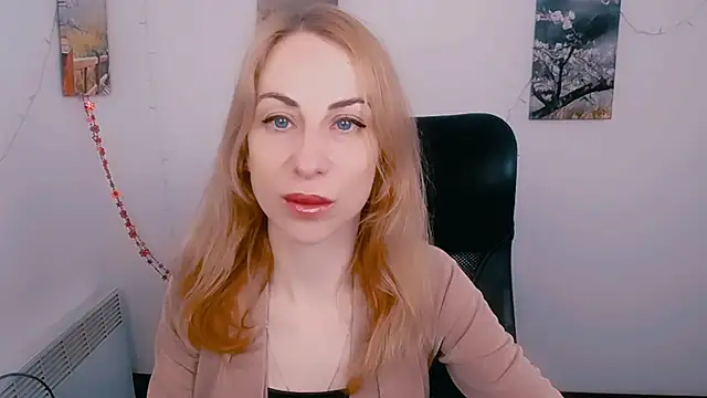Snapshot of Create_your_own_sun chatting on April 2026 12:24:01 PM Create your own sun online show from April 2026 12:24:01 PM
