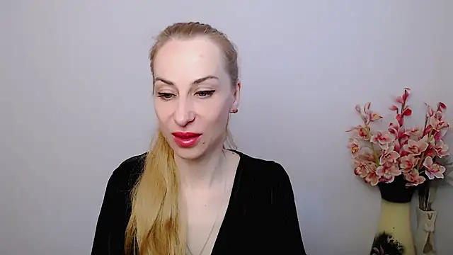 Snapshot of Create_your_own_sun chatting on May 2026 06:19:02 AM Create your own sun online show from May 2026 06:19:02 AM
