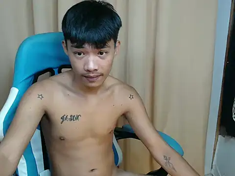 Snapshot of urasianjason chatting on September 2025 11:35:01 AM urasianjason online show from September 2025 11:35:01 AM