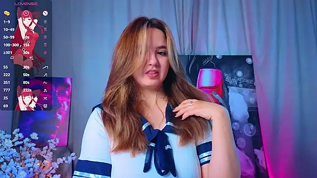 Snapshot of LucilleMcBride chatting on November 2025 07:05:02 AM LucilleMcBride online show from November 2025 07:05:02 AM