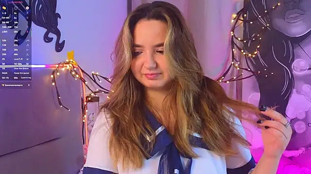 Snapshot of LucilleMcBride chatting on December 2025 07:25:02 AM LucilleMcBride online show from December 2025 07:25:02 AM