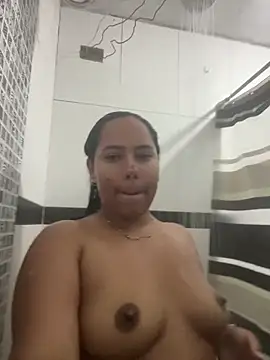 Snapshot of Oskeyli chatting on November 2025 02:11:02 AM Oskeyli online show from November 2025 02:11:02 AM