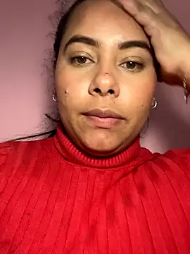 Snapshot of Oskeyli chatting on November 2025 02:56:02 AM Oskeyli online show from November 2025 02:56:02 AM