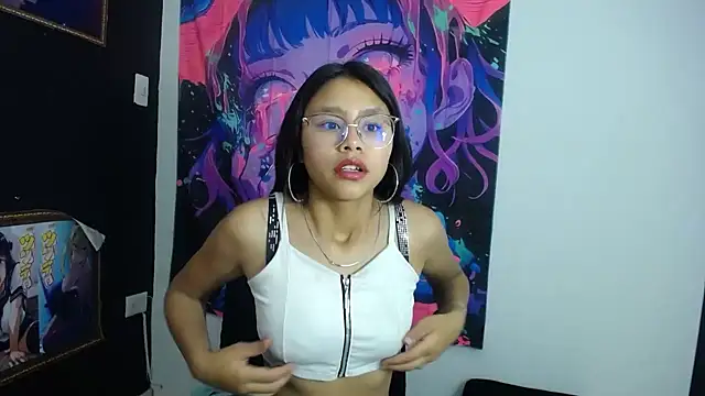 Snapshot of SofieLove_01 chatting on September 2025 09:12:01 AM SofieLove 01 online show from September 2025 09:12:01 AM