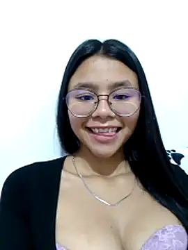 SofieLove 01 online show from April 2026 07:09:02 AM