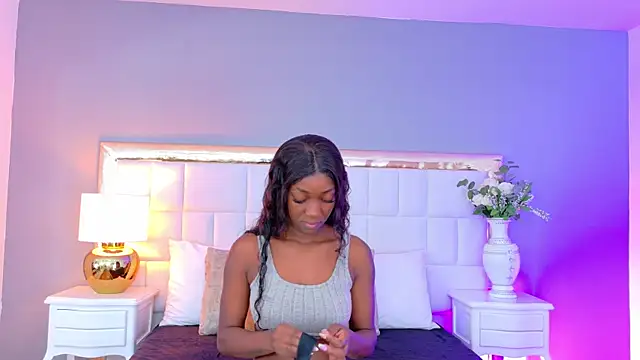 Snapshot of MadeleineHocker chatting on September 2025 12:49:02 PM MadeleineHocker online show from September 2025 12:49:02 PM