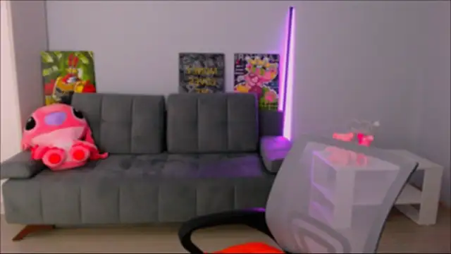 queenofthesense  online show from October 2025 10:26:01 AM