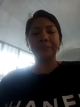 Snapshot of hiilarybrown chatting on February 2026 05:51:02 PM hiilarybrown online show from February 2026 05:51:02 PM