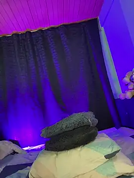 EVAH LEE  online show from June 2026 03:31:02 AM