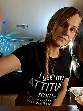 PeachyAriel online show from May 2026 01:47:02 AM