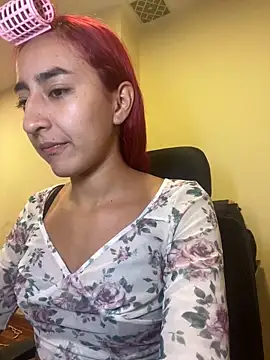 JuliethaDemon  online show from May 2026 01:38:02 PM