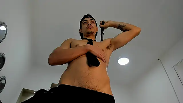 Snapshot of Tommy_kurtt chatting on October 2025 01:02:02 PM Tommy kurtt online show from October 2025 01:02:02 PM