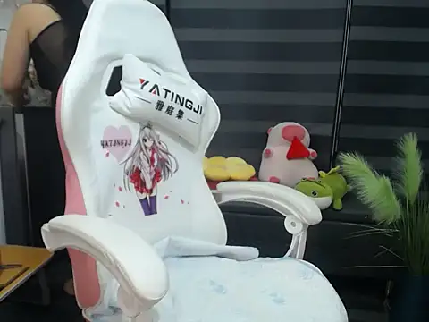 NANA 199k online show from October 2025 11:55:01 AM