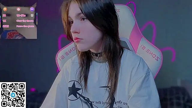 Sophie SkyAngel online show from May 2026 04:36:02 PM