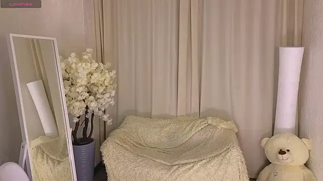 Snapshot of Janet_Jee chatting on November 2025 11:54:01 AM Janet Jee online show from November 2025 11:54:01 AM