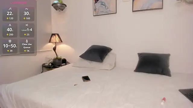 MiaCoopper online show from October 2025 03:04:02 AM