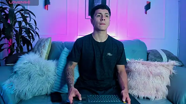 Leo santoro online show from February 2026 01:15:01 PM