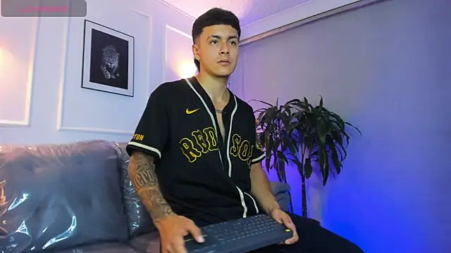Leo santoro online show from May 2026 02:13:01 PM