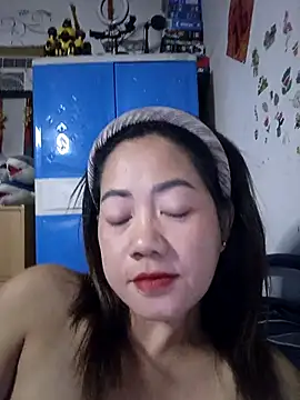 Snapshot of SweetASS6969 chatting on March 2026 05:40:01 PM SweetASS6969 online show from March 2026 05:40:01 PM