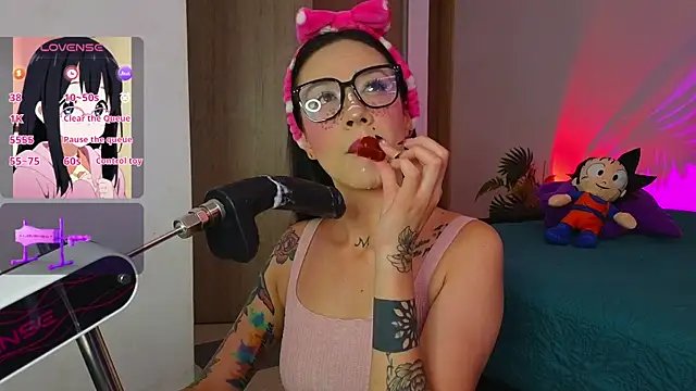 ValentinaBianchi online show from September 2025 07:38:01 PM