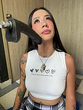 ValentinaBianchi online show from July 2026 06:05:01 PM