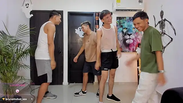 Snapshot of Bisexlifehot__ chatting on October 2025 11:05:01 PM Bisexlifehot online show from October 2025 11:05:01 PM