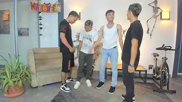 Snapshot of Bisexlifehot__ chatting on October 2025 11:05:01 PM Bisexlifehot online show from October 2025 11:05:01 PM