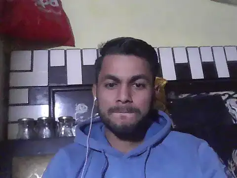 ursdreamperson online show from December 2025 05:38:02 AM