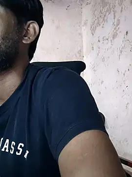 Snapshot of krishjaat43 chatting on October 2025 04:31:02 AM krishjaat43 online show from October 2025 04:31:02 AM