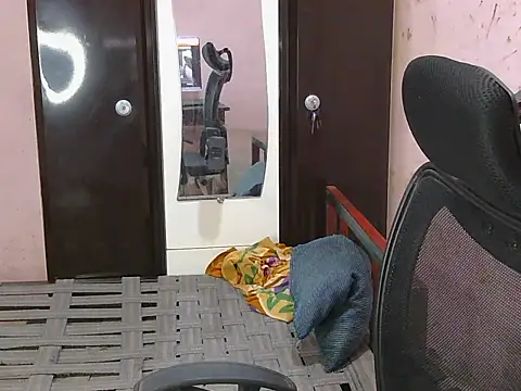 krishjaat43 online show from March 2026 03:38:01 PM