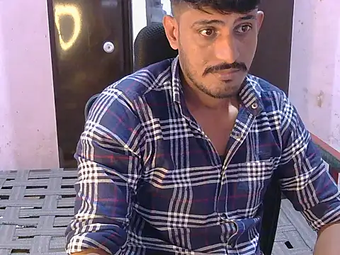 krishjaat43 online show from June 2026 06:32:01 PM