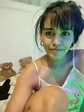 Snapshot of angelly__kate chatting on March 2026 04:18:01 AM angelly kate online show from March 2026 04:18:01 AM