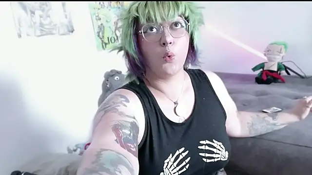 XxGreenGoodxX online show from April 2026 07:49:01 PM