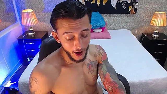 Snapshot of jonas_conor chatting on September 2025 07:36:01 PM jonas conor online show from September 2025 07:36:01 PM