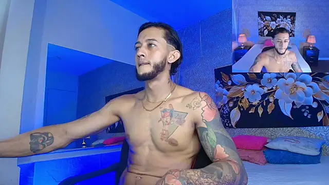 Snapshot of jonas_conor chatting on October 2025 08:20:01 PM jonas conor online show from October 2025 08:20:01 PM