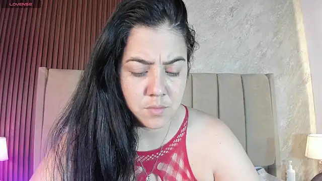  Cris Spicy  online show from May 2026 04:12:02 PM