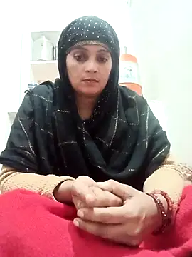 Snapshot of Chhaya_hot chatting on December 2025 06:25:01 PM Chhaya hot online show from December 2025 06:25:01 PM