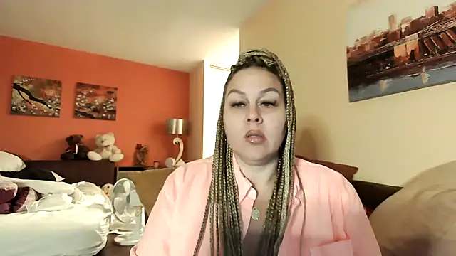 Snapshot of number1slut chatting on December 2024 11:27:02 PM number1slut online show from December 2024 11:27:02 PM