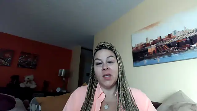 Snapshot of number1slut chatting on December 2024 04:02:02 PM number1slut online show from December 2024 04:02:02 PM
