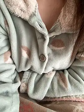 mayu06000 online show from April 2026 12:31:01 AM