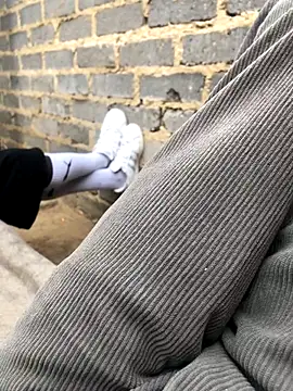 Snapshot of cuminsidebby chatting on October 2025 08:15:02 AM cuminsidebby online show from October 2025 08:15:02 AM