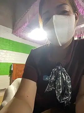 Old girl online show from October 2025 12:15:02 AM