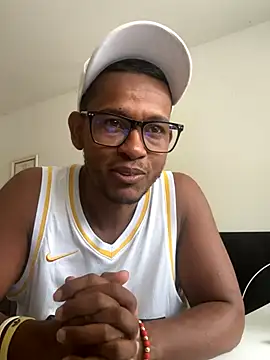 Snapshot of AndyCalifornia1 chatting on October 2025 04:05:02 PM AndyCalifornia1 online show from October 2025 04:05:02 PM