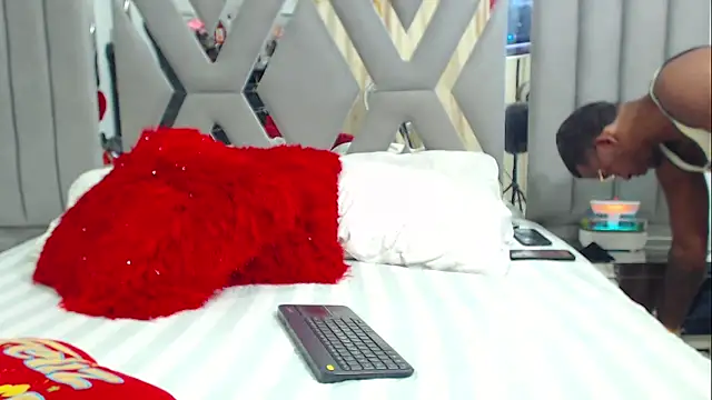 Snapshot of AndyCalifornia1 chatting on October 2025 03:58:02 AM AndyCalifornia1 online show from October 2025 03:58:02 AM