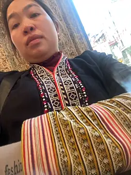 Snapshot of Nhung584 chatting on November 2025 09:48:02 AM Nhung584 online show from November 2025 09:48:02 AM