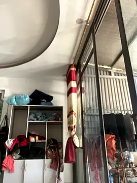 Snapshot of Nhung584 chatting on November 2025 01:19:02 AM Nhung584 online show from November 2025 01:19:02 AM